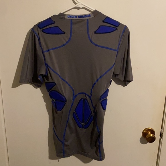 Under Armour Padded Compression Shirt - Picture 2 of 2